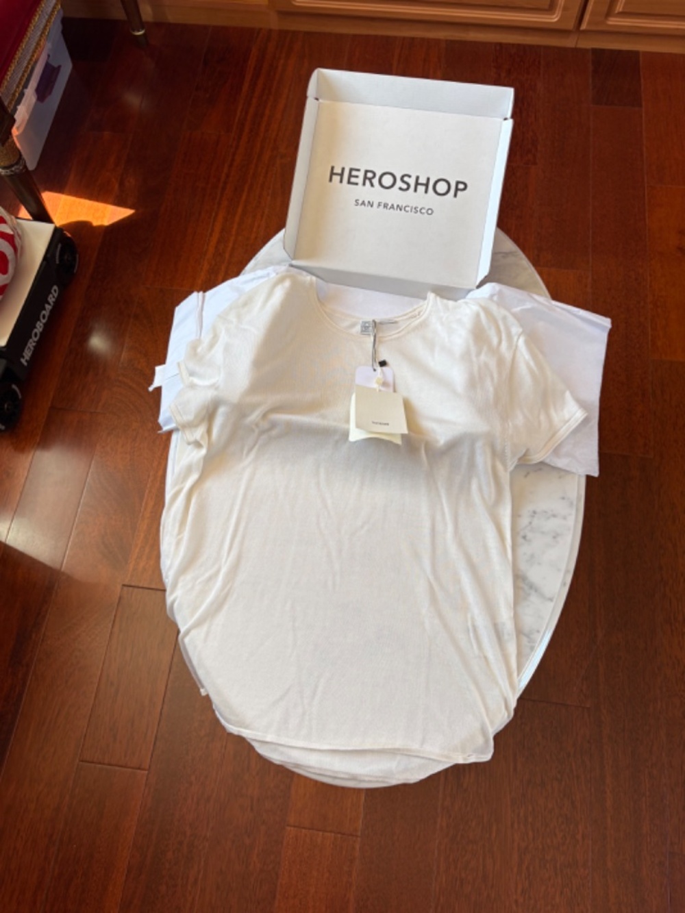 Toteme Silk Ecru Tee Medium, Brand New with Tags - Picture 12 of 13